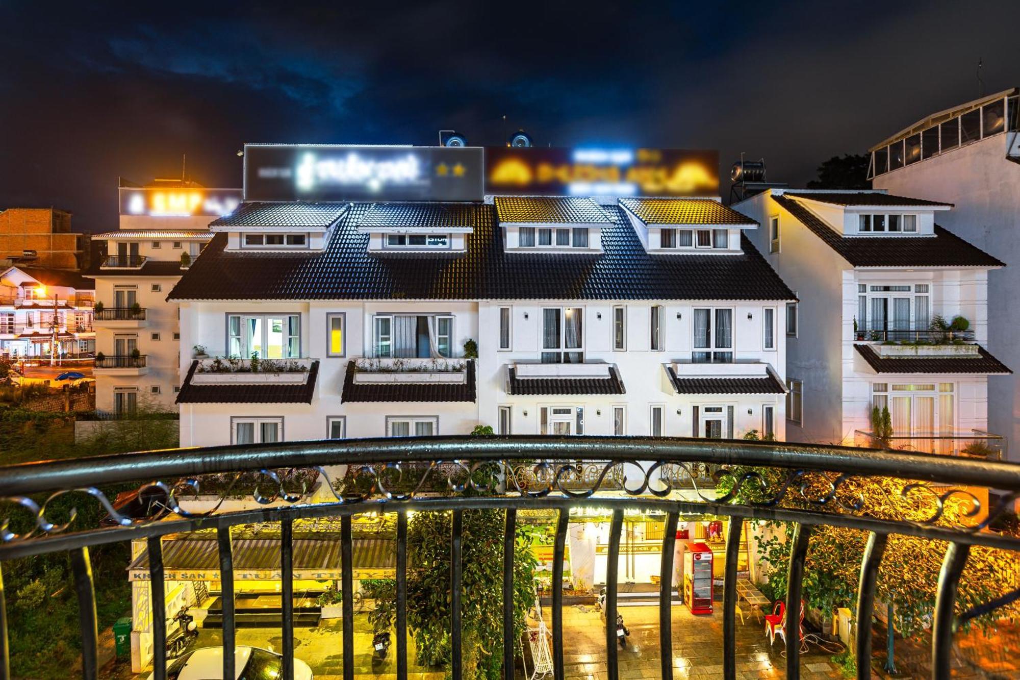 Dalat Wind Hotel Exterior foto